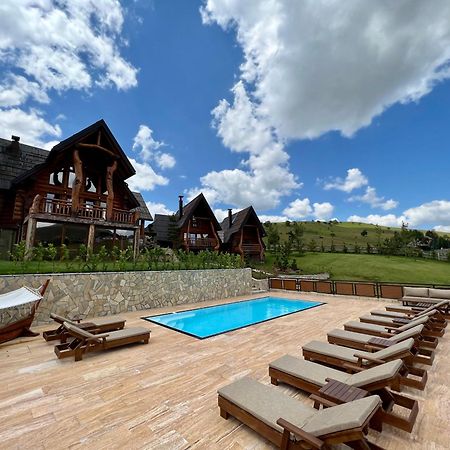 Wooden Valley Zlatibor Resort מראה חיצוני תמונה