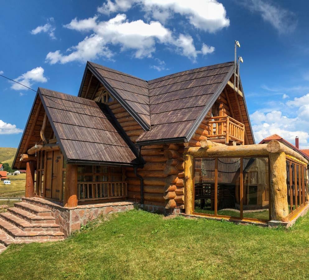 Wooden Valley Zlatibor Resort מראה חיצוני תמונה